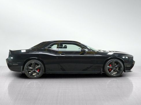 Used 2009 Dodge Challenger SRT8 w/ SRT Option Group II RWD image 6
