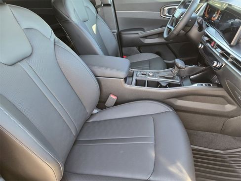 New 2026 Kia Sorento S image 10