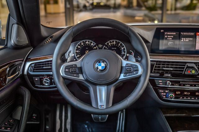 Used 2019 BMW 540i w/ M Sport Package RWD image 27