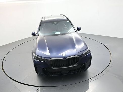 Used 2025 BMW X5 xDrive40i w/ M Sport Package AWD/4WD image 47