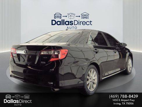 Used 2012 Toyota Camry XLE image 6