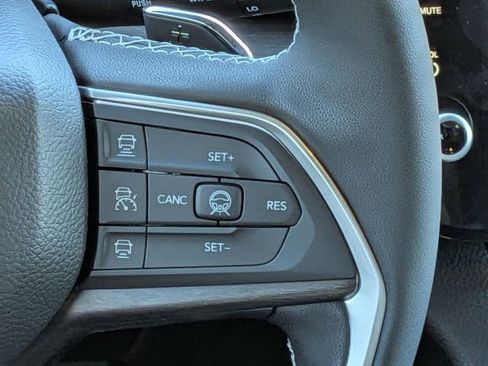 New 2026 Jeep Grand Cherokee L Limited image 21