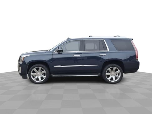 Certified 2019 Cadillac Escalade Luxury RWD image 5