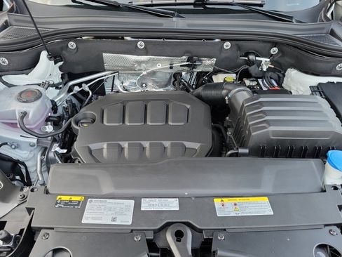 New 2026 Volkswagen Atlas SE image 16