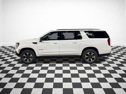 New 2026 GMC Yukon XL AT4 AWD/4WD image 5