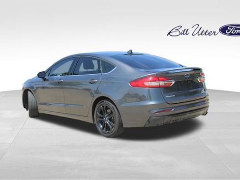 Used 2020 Ford Fusion SE w/ Equipment Group 151A FWD image 7