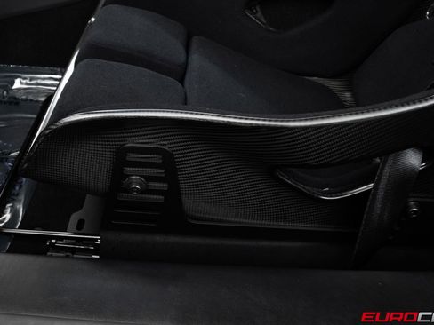 Used 2020 Lamborghini Huracan EVO image 41