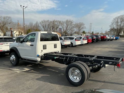 New 2026 RAM 4500 Tradesman w/ Chrome Appearance Group RWD image 9