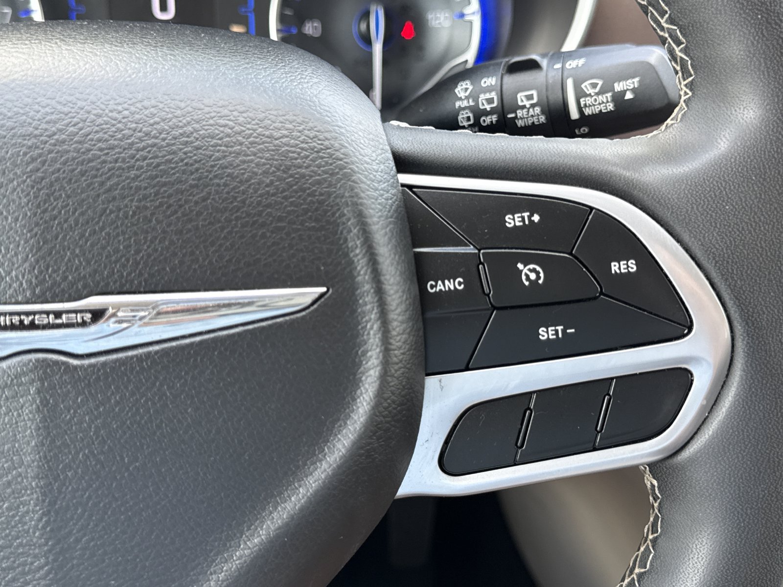 Used 2023 Chrysler Voyager LX FWD image 20
