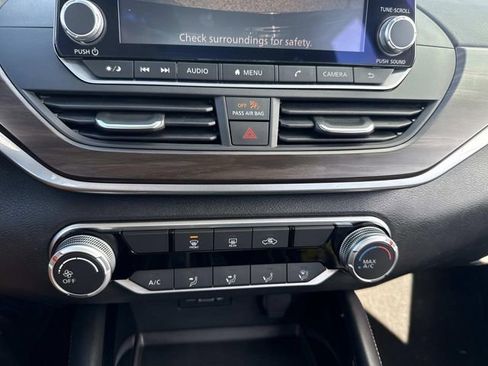 Used 2023 Nissan Altima 2.5 SV image 24