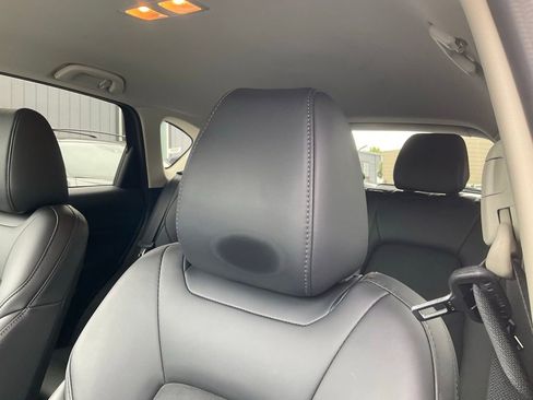 Used 2020 MAZDA CX-5 Touring FWD image 17