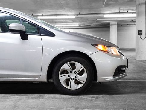 Used 2015 Honda Civic LX image 16