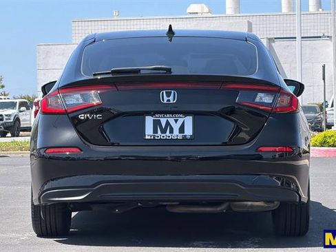 Used 2024 Honda Civic LX image 5
