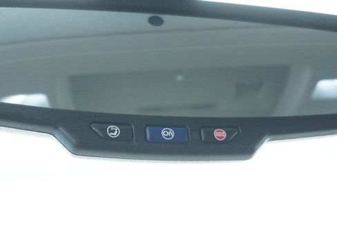 Used 2018 Chevrolet Silverado 1500 LTZ image 39