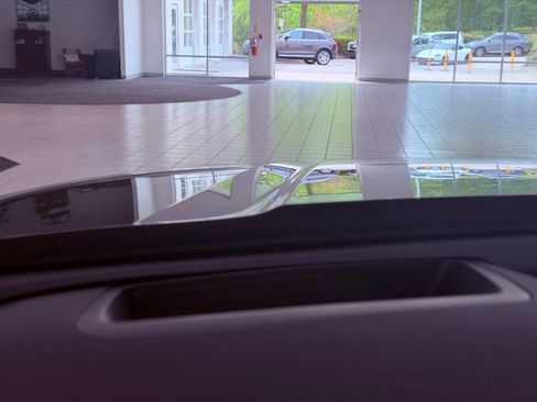 Used 2024 Kia Telluride SX Prestige image 9