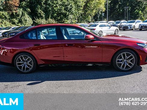 Used 2025 BMW i5 eDrive40i w/ M Sport Package image 8