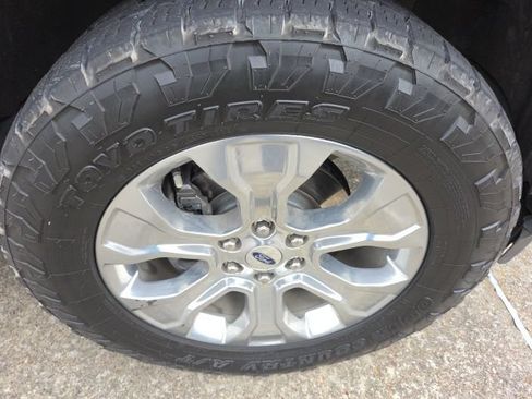 Used 2021 Ford F150 Platinum w/ Equipment Group 701A High AWD/4WD image 11
