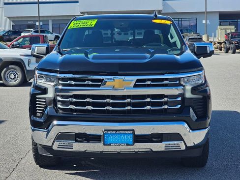 Certified 2022 Chevrolet Silverado 1500 LTZ w/ Technology Package AWD/4WD image 9
