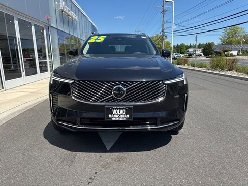 Certified 2025 Volvo XC90 B5 Plus AWD/4WD image 7