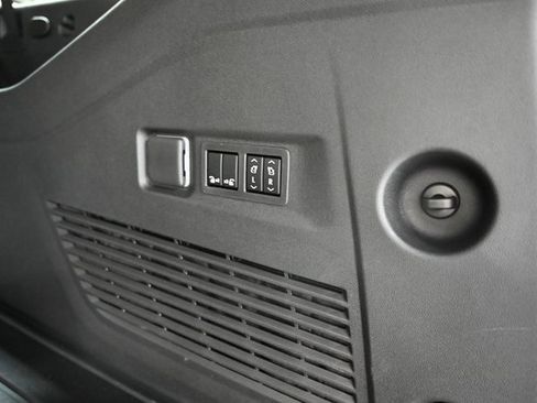 New 2026 GMC Yukon XL Elevation w/ Elevation Premium Package image 31