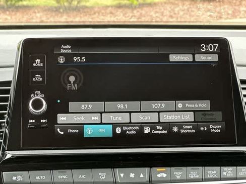 Used 2026 Honda Odyssey EX-L image 12