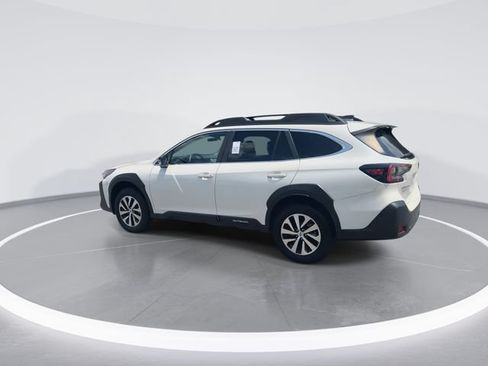 Certified 2023 Subaru Outback Premium AWD/4WD image 6