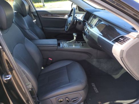 Used 2018 Genesis G80 3.8 w/ Option Group 02 image 23