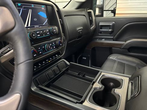 Used 2018 GMC Sierra 3500 Denali w/ Duramax Plus Package AWD/4WD image 20