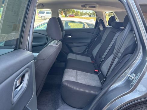 Used 2026 Nissan Rogue SV FWD image 23