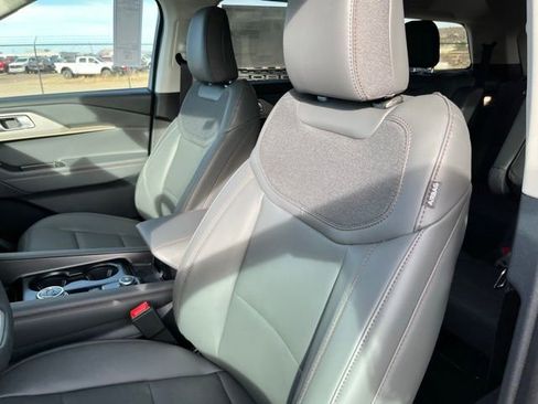 New 2026 Ford Explorer Active w/ Active Comfort Package image 12