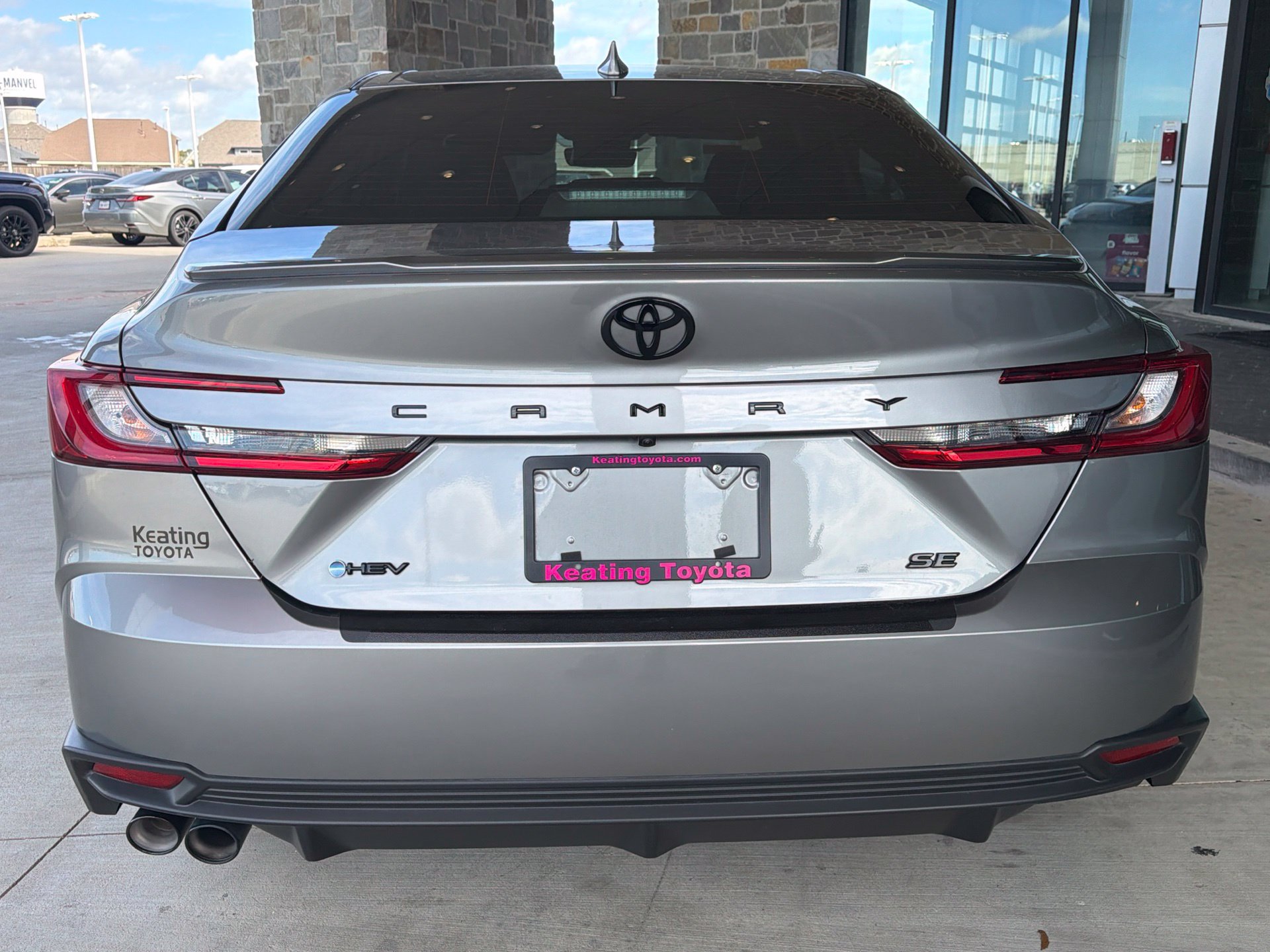 Used 2026 Toyota Camry SE w/ Convenience Package FWD image 4
