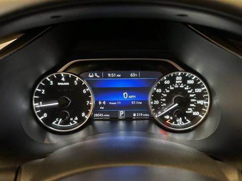 Used 2023 Nissan Murano SV w/ SV Midnight Edition Package AWD/4WD image 10