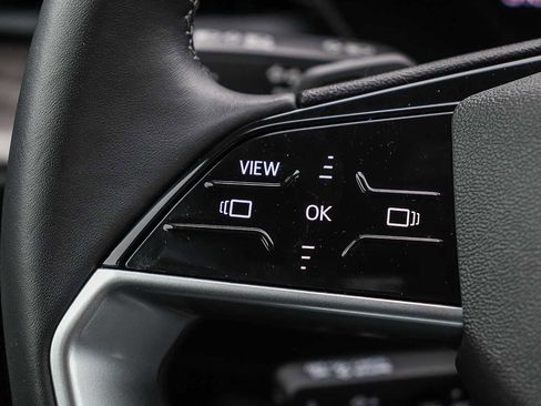 Used 2025 Audi Q5 Premium w/ Convenience Package AWD/4WD image 18