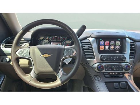 Used 2016 Chevrolet Suburban LT AWD/4WD image 16