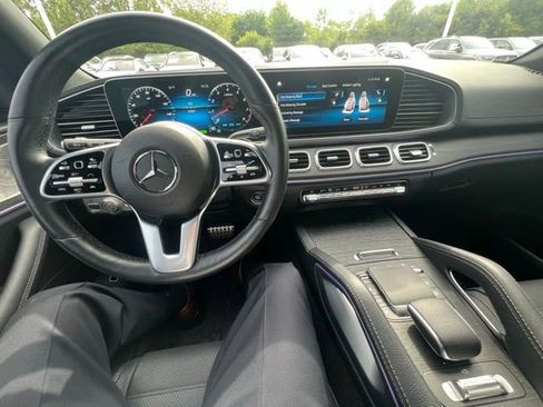Used 2022 Mercedes-Benz GLS 450 4MATIC image 12