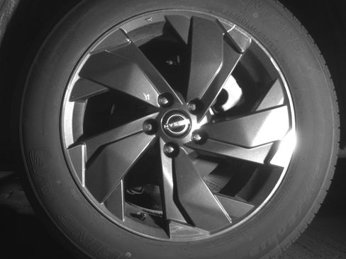 Used 2025 Nissan Rogue SV image 14