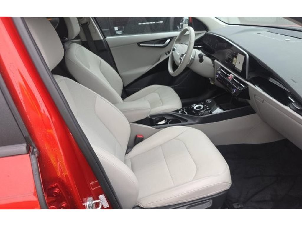 Used 2023 Kia Niro Wind FWD image 6