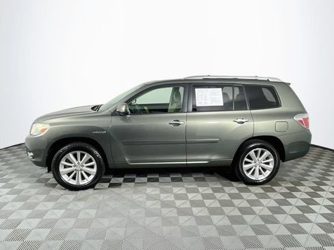 Used 2010 Toyota Highlander Limited w/ Extra Value Pkg 3 AWD/4WD image 5