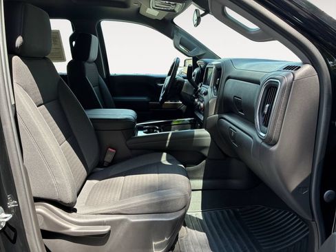 Used 2021 Chevrolet Silverado 1500 LT AWD/4WD image 15