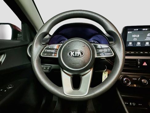 Used 2021 Kia Forte LXS FWD image 13