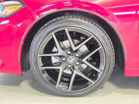 Used 2024 Honda Civic Sport Touring image 8