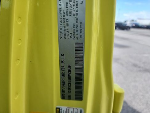 Used 2024 Jeep Wrangler Sahara image 19