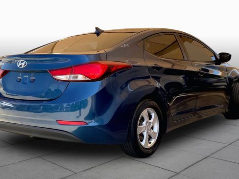 Used 2014 Hyundai Elantra SE FWD image 11
