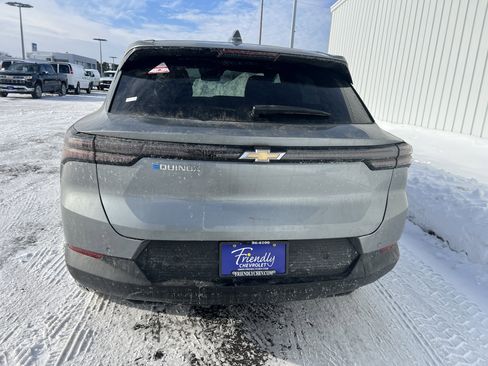 New 2026 Chevrolet Equinox EV LT image 27