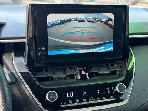 Used 2024 Toyota Corolla LE image 28