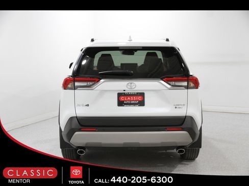 Used 2025 Toyota RAV4 Limited image 22