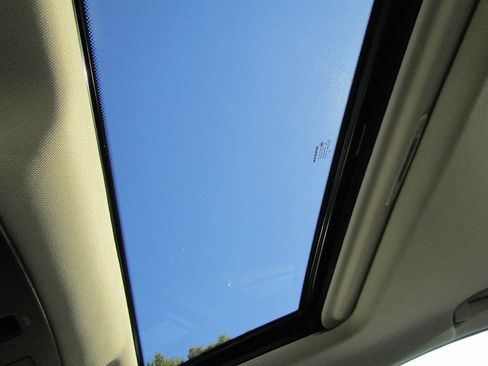 Used 2021 Nissan Altima 2.5 SR image 15