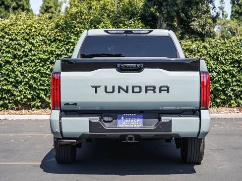 Used 2025 Toyota Tundra Platinum AWD/4WD image 5
