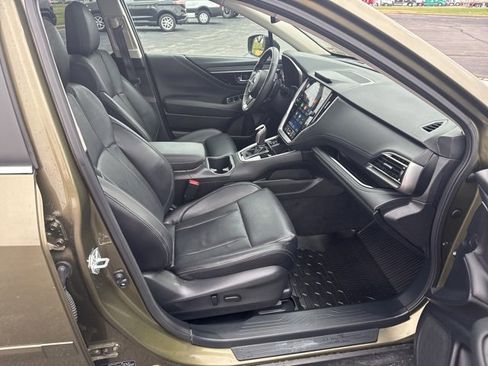 Used 2025 Subaru Outback Limited w/ Popular Package #2 image 38