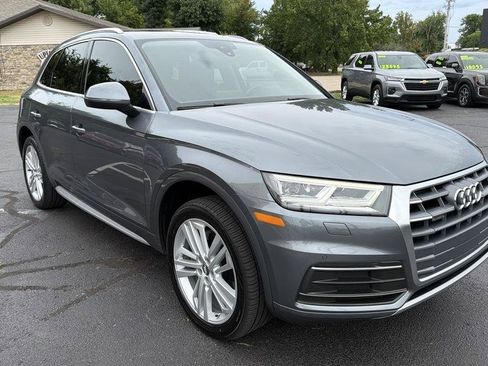Used 2020 Audi Q5 2.0T Premium Plus w/ Premium Plus Package AWD/4WD image 3